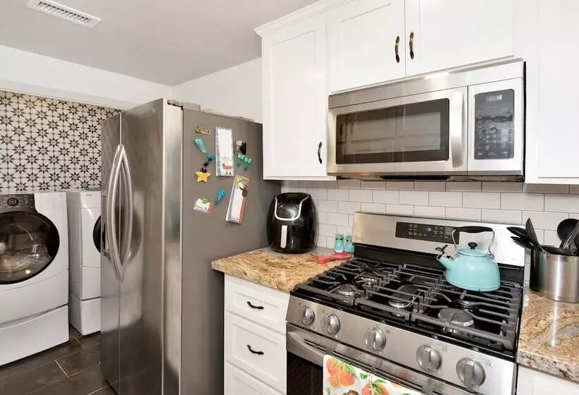 Maltby Modern Log Cabin #2307