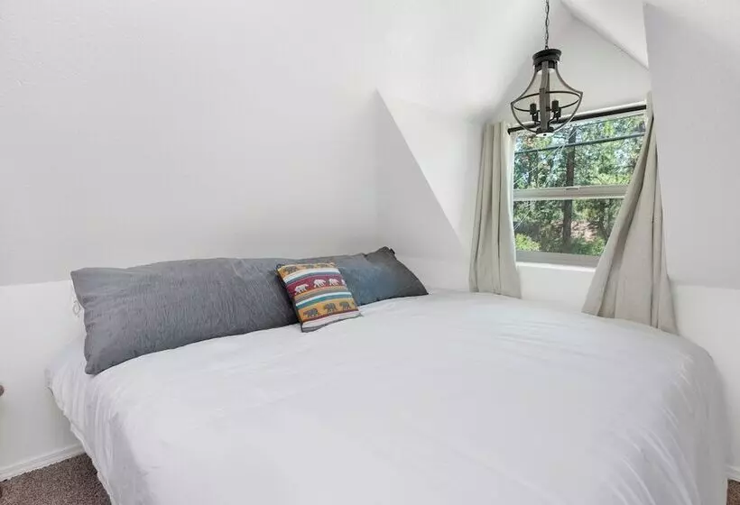 Maltby Modern Log Cabin #2307