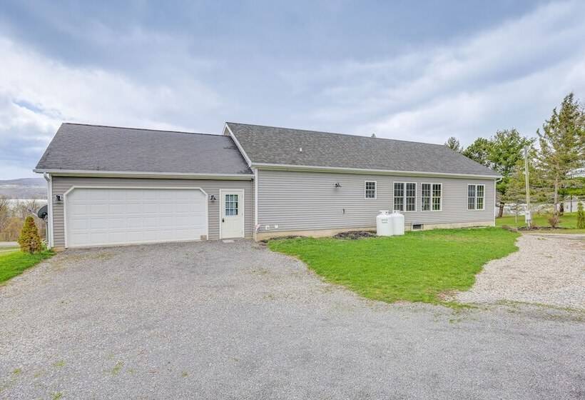 Views Of Canandaigua Lake: Middlesex Retreat!