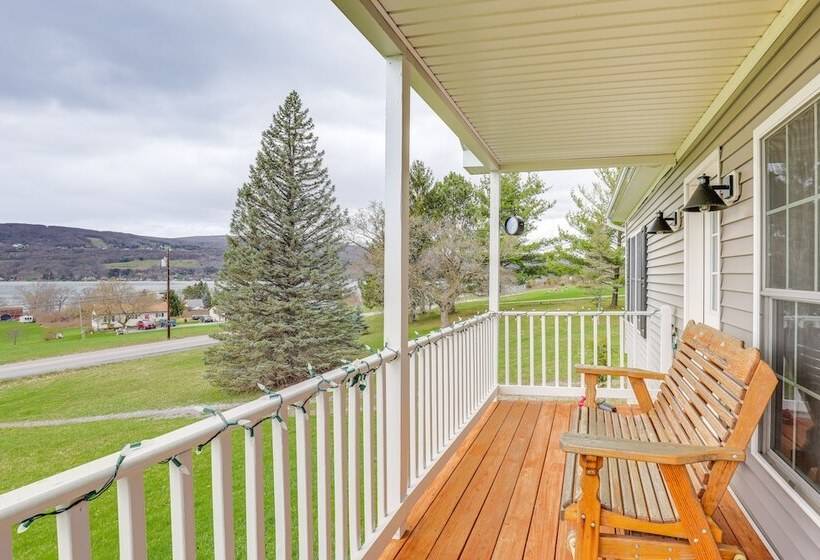 Views Of Canandaigua Lake: Middlesex Retreat!