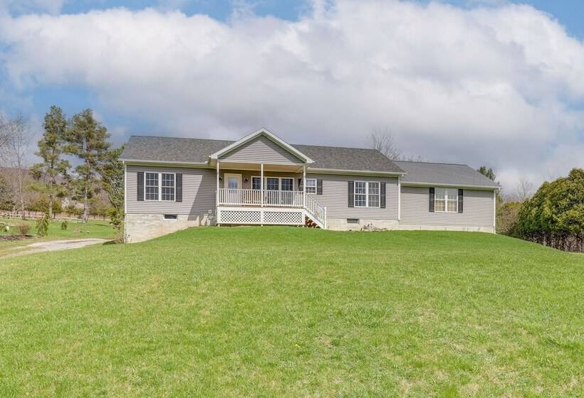 Views Of Canandaigua Lake: Middlesex Retreat!