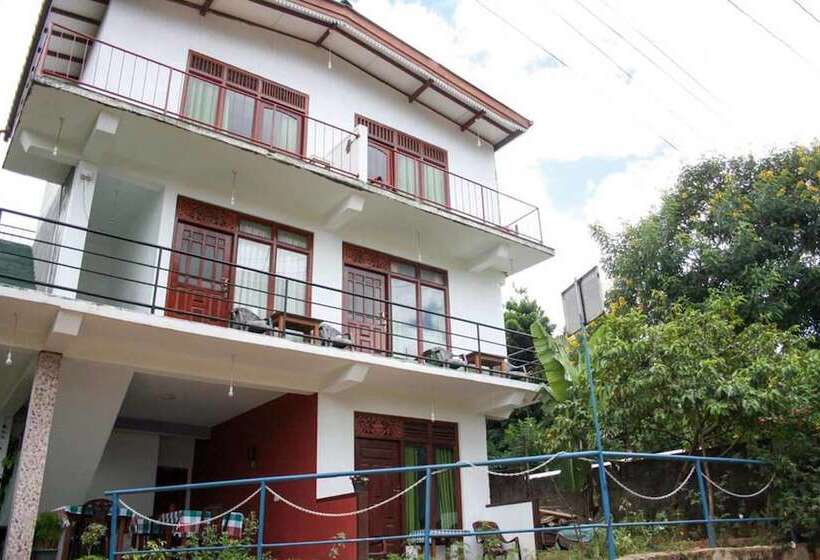 Pensione Elegant Home Stay