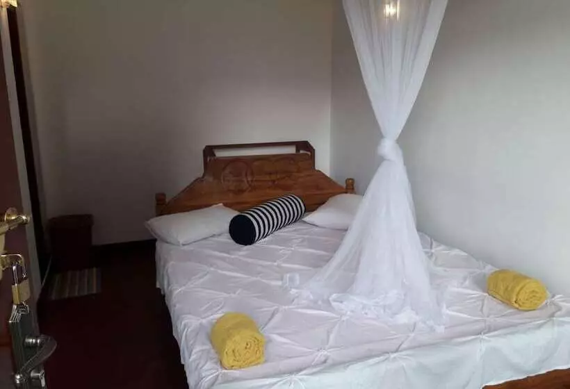 ペンション Elegant Home Stay