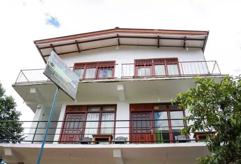 ペンション Elegant Home Stay