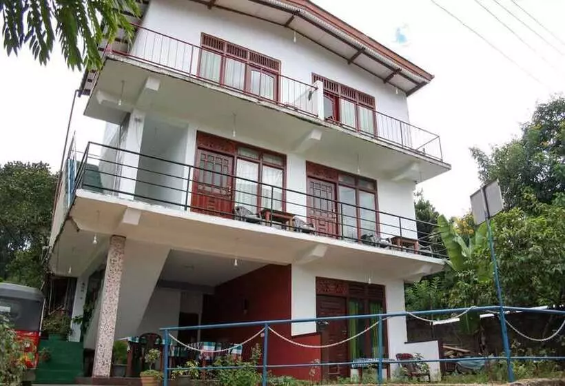 ペンション Elegant Home Stay