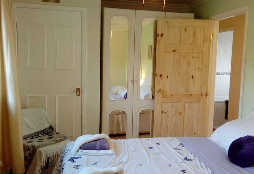 פנסיון Lavender House