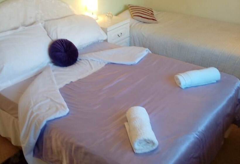 פנסיון Lavender House