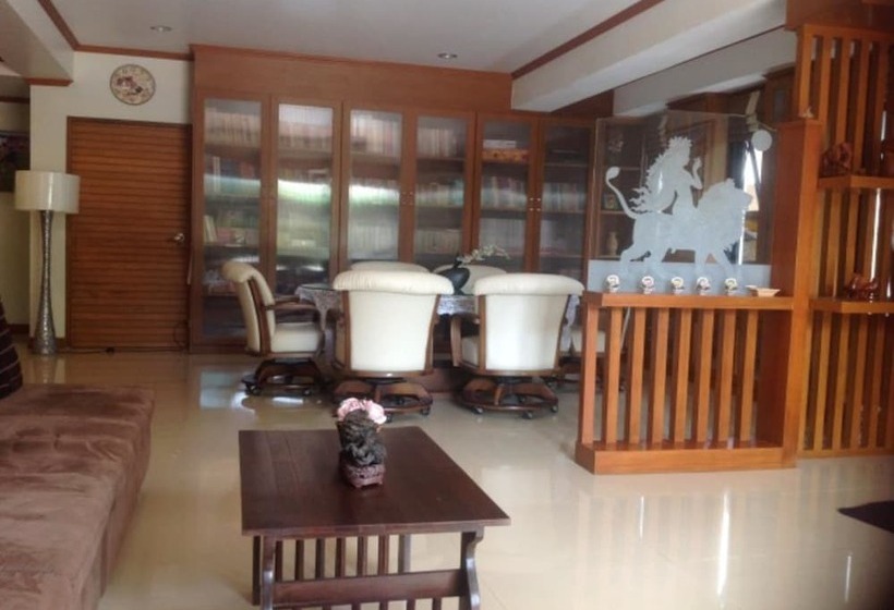 Pensão Ruankaew Homestay