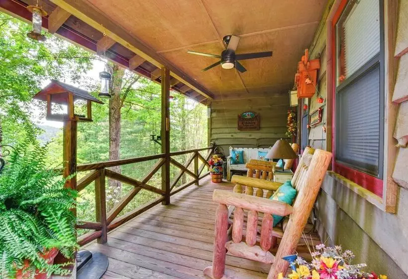 Rustic Cabin W/ Porches: 8 Mi To Tallulah Gorge!