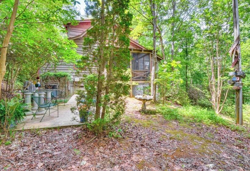 Rustic Cabin W/ Porches: 8 Mi To Tallulah Gorge!