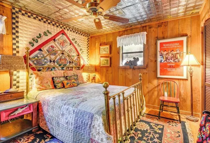 Rustic Cabin W/ Porches: 8 Mi To Tallulah Gorge!