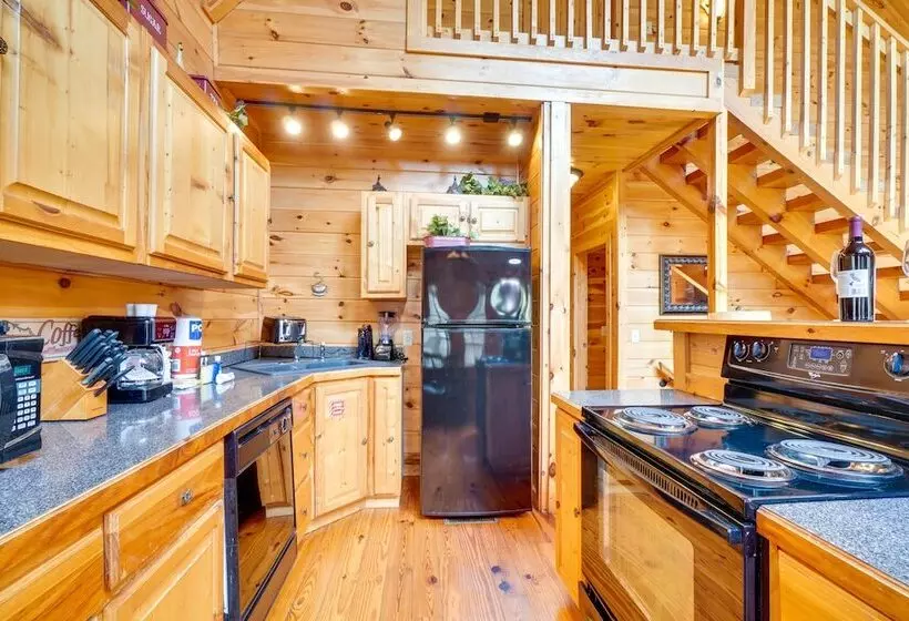 Sevierville Cabin W/ Hot Tub ~ 4 Mi To Natl Park!