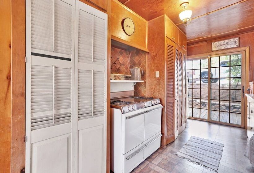 Temple Lake Views #2298