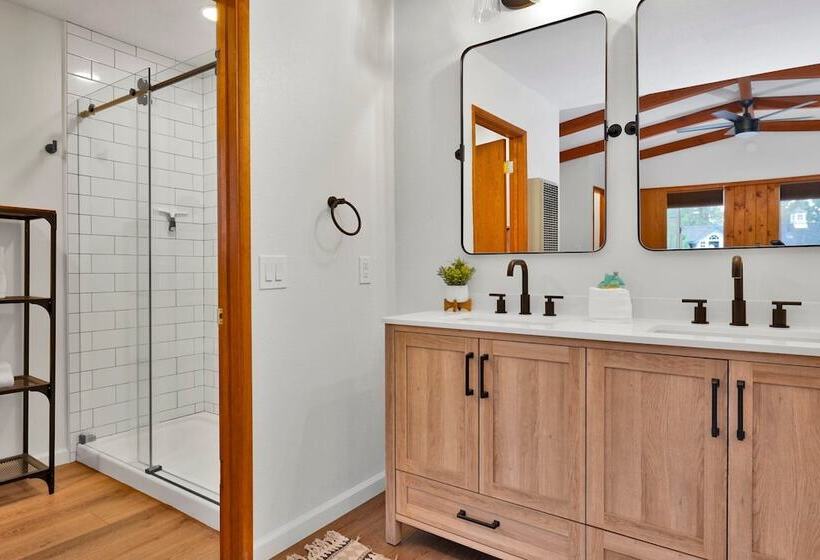 The Lost Compass #2165