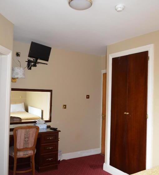 تختخواب و صبحانه Gate Lodge