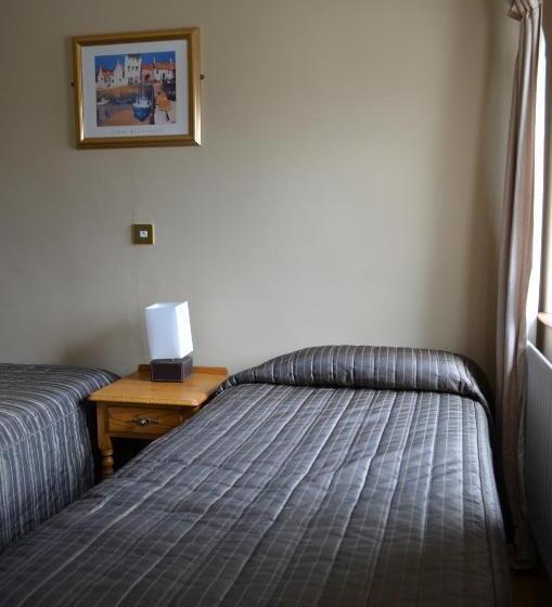 تختخواب و صبحانه Gate Lodge