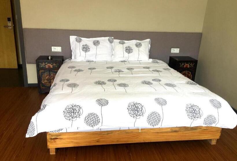 Fengma Feiyang Hostel