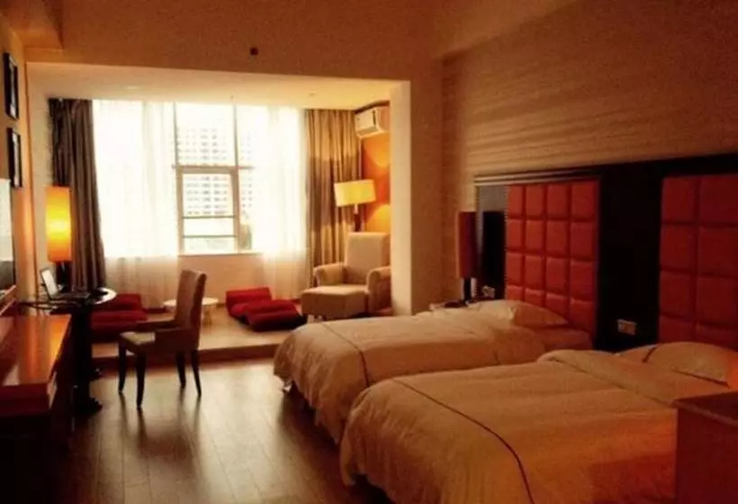 Hotelli 8 Inns Zhanjiang Haitian Branch