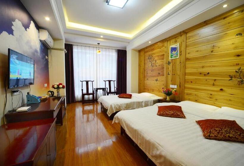 호텔 Emeishan Moon Bay