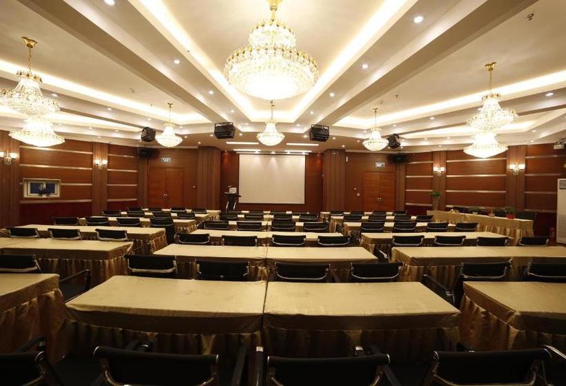 Отель Greentree Inn Yinchuan Beijing Road Express