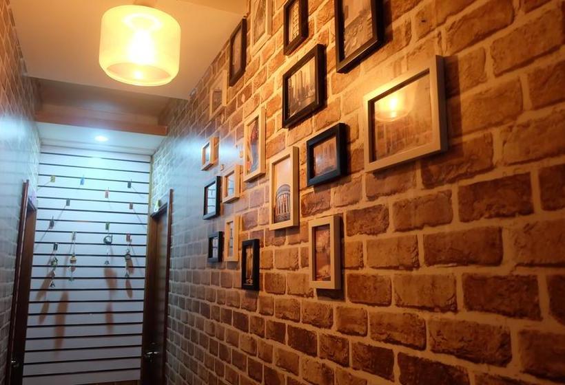 Liusu Hostel Jinling Branch