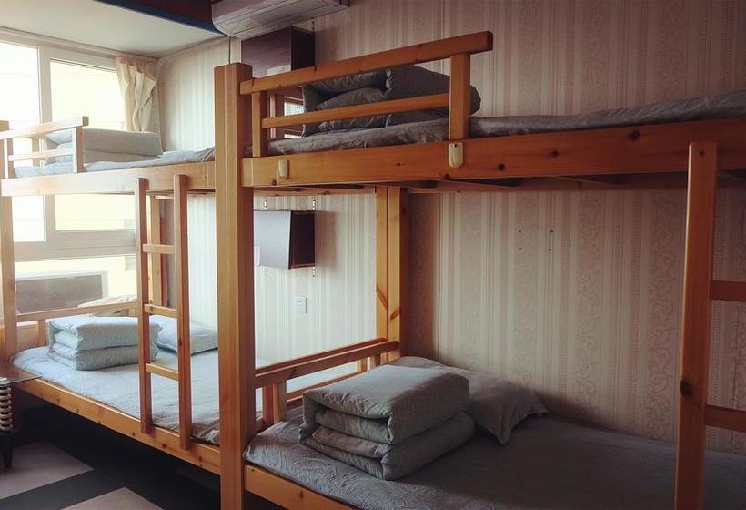 Liusu Hostel Jinling Branch