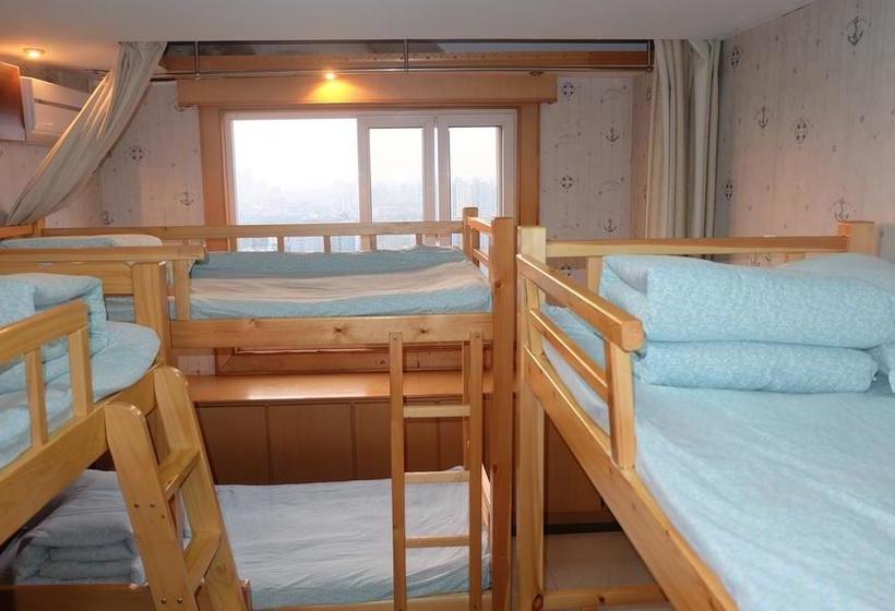 Liusu Hostel Jinling Branch