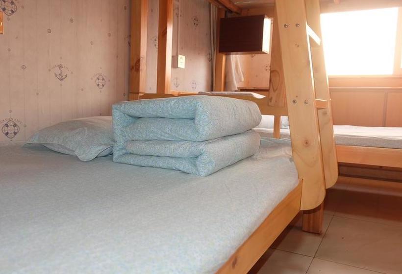 Liusu Hostel Jinling Branch