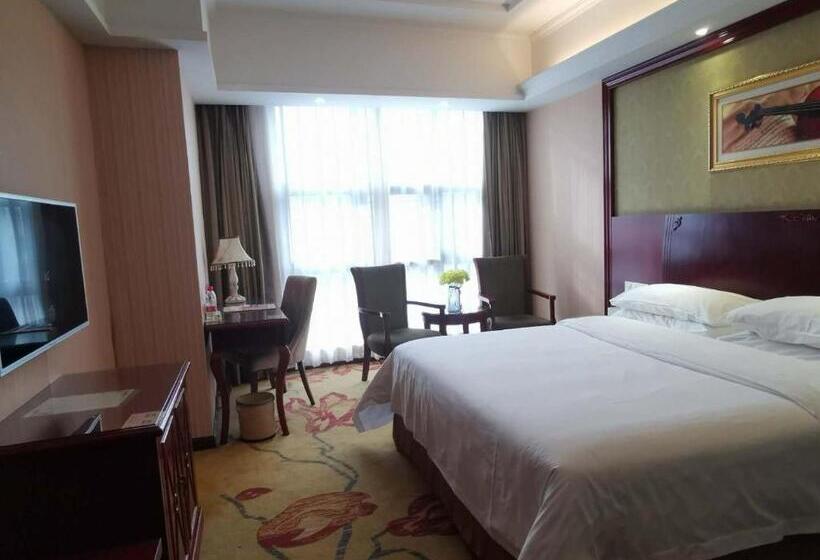 Vienna Hotel Chaozhou Plaza