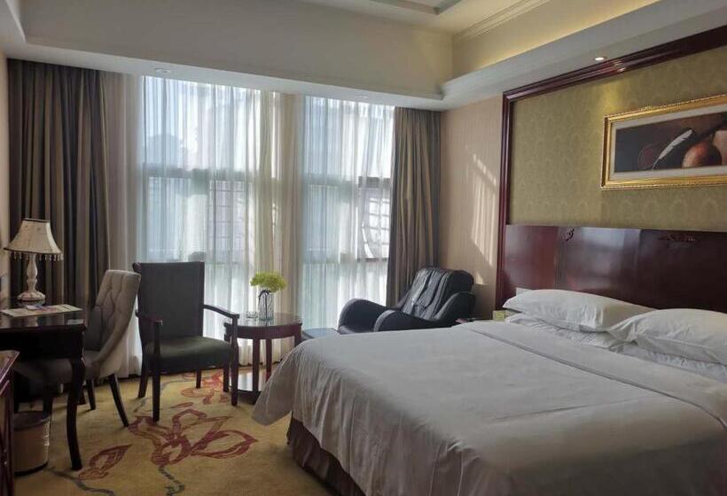 Vienna Hotel Chaozhou Plaza
