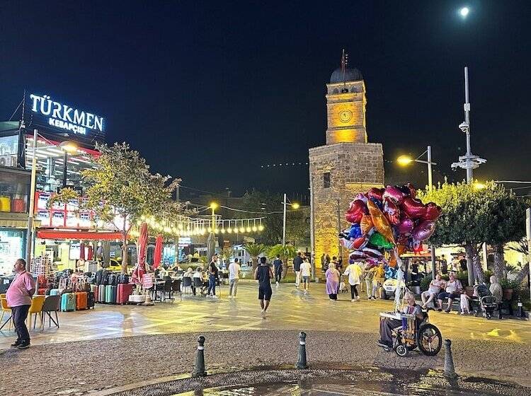 Golden Lux Hotel Antalya