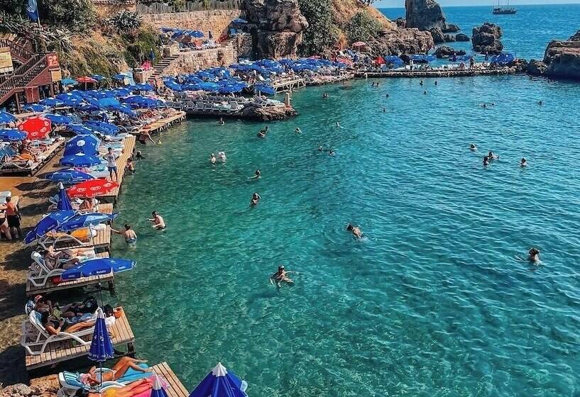 Golden Lux Hotel Antalya