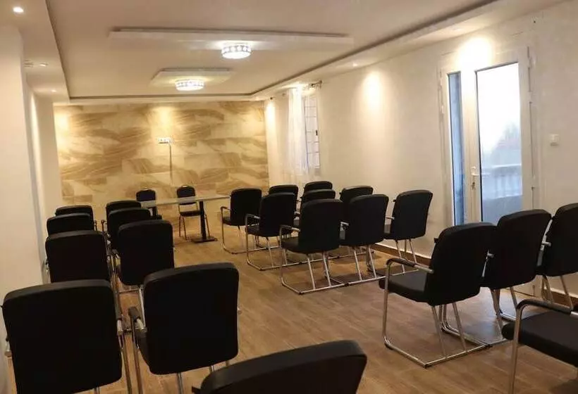 Nour Echames Hotel   Chéraga