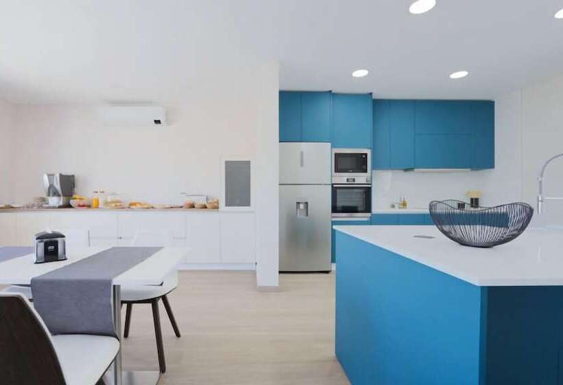 تختخواب و صبحانه Refúgio Da Garça