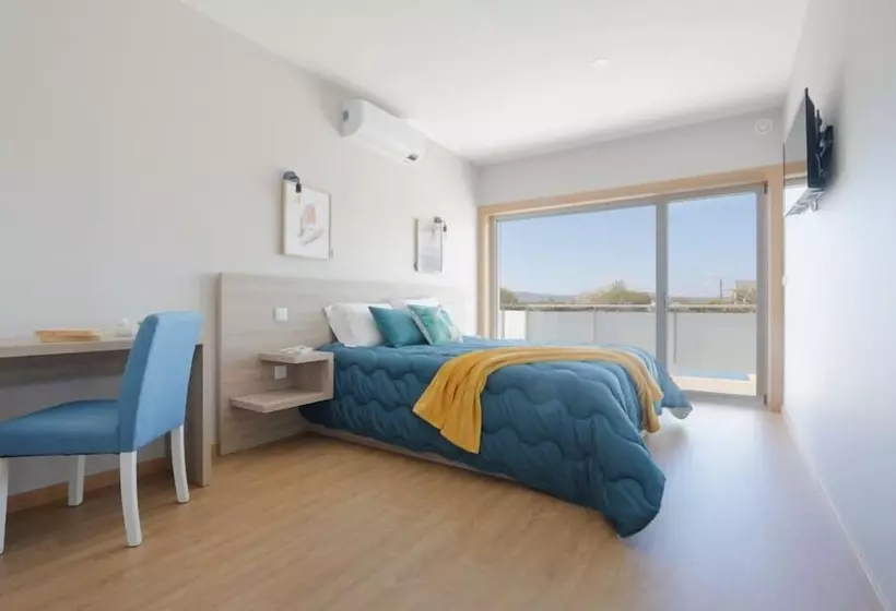 Aamiaismajoitus (B&B) Refúgio Da Garça