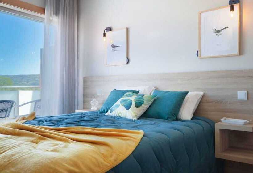 تختخواب و صبحانه Refúgio Da Garça