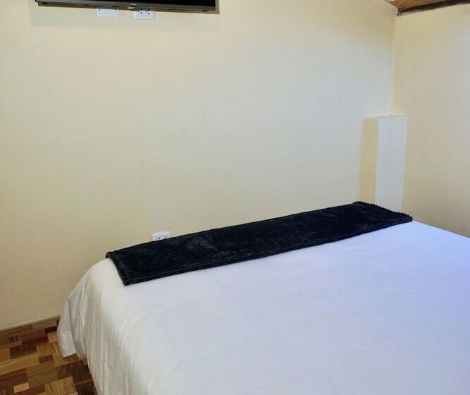 Otel Casa Medina Hostal