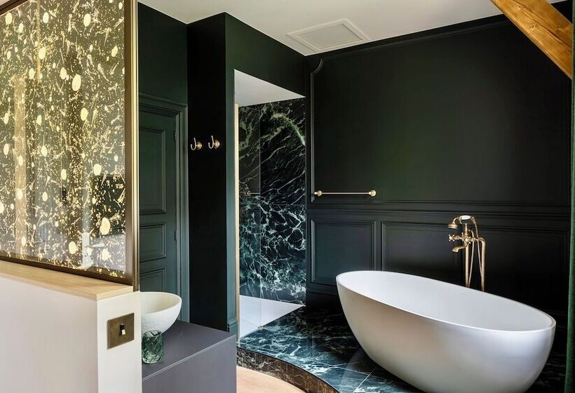 Aamiaismajoitus (B&B) Clos Du Cèdre   Maison Et Chambres D Hôtes à Dinan