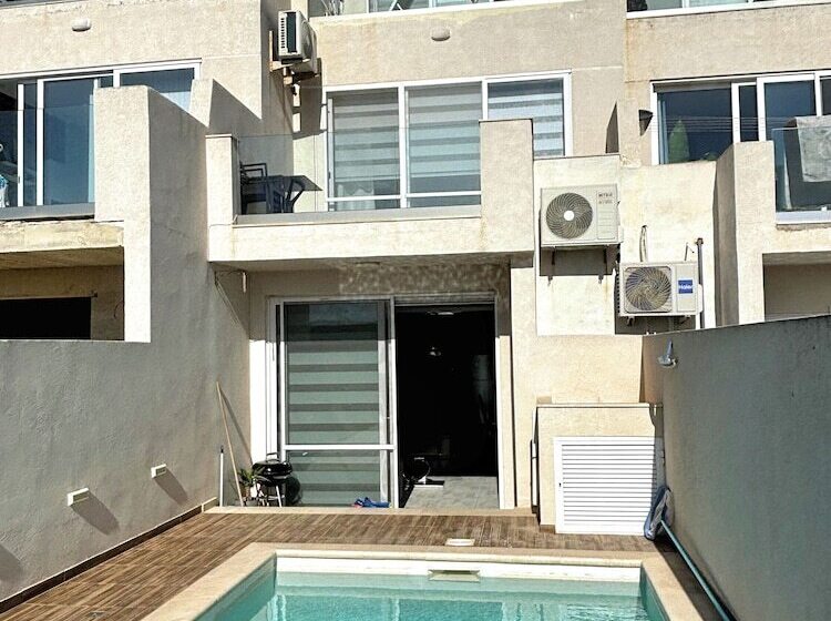 پانسیون All Nations Duplex With Pool