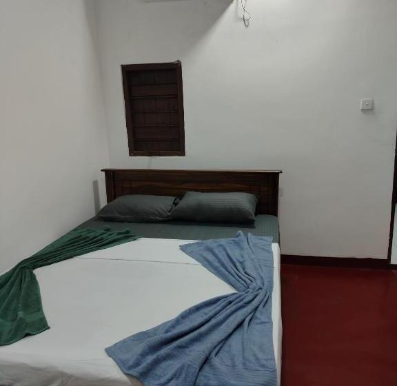 膳宿费 Ocean Oasis Restaurant And Rooms