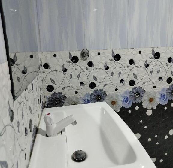 膳宿费 Ocean Oasis Restaurant And Rooms