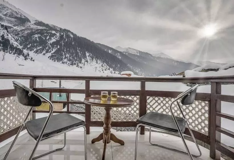 Hotelli Badar Resorts And Spa