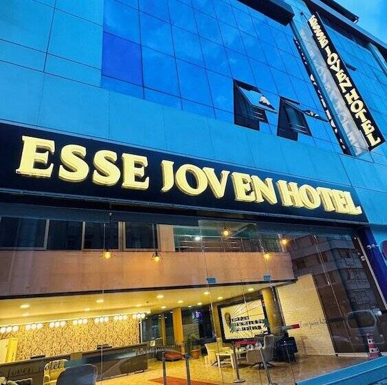 Hotel Esse Joven