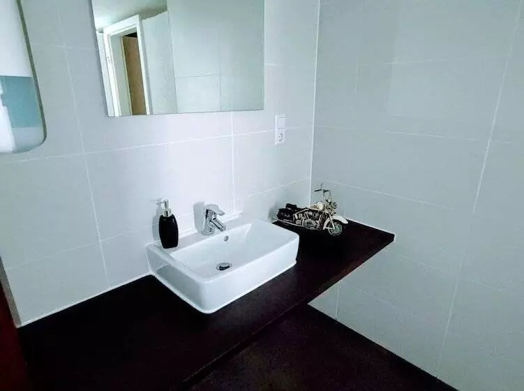 Room In Guest Room   Pension Forelle   Double Room No01 In Hundsbach