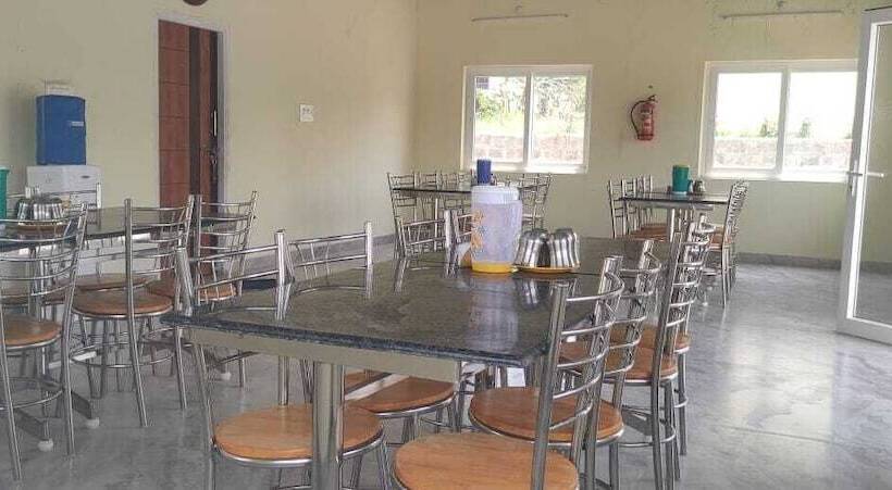 Hotel Coastal Grand Yelagiri