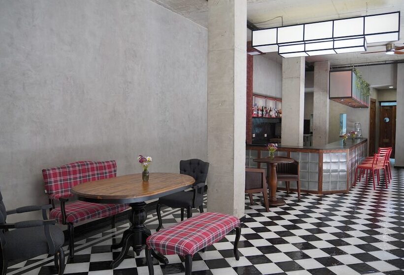 Station 22 Hotel სასტუმრო სადგური 22