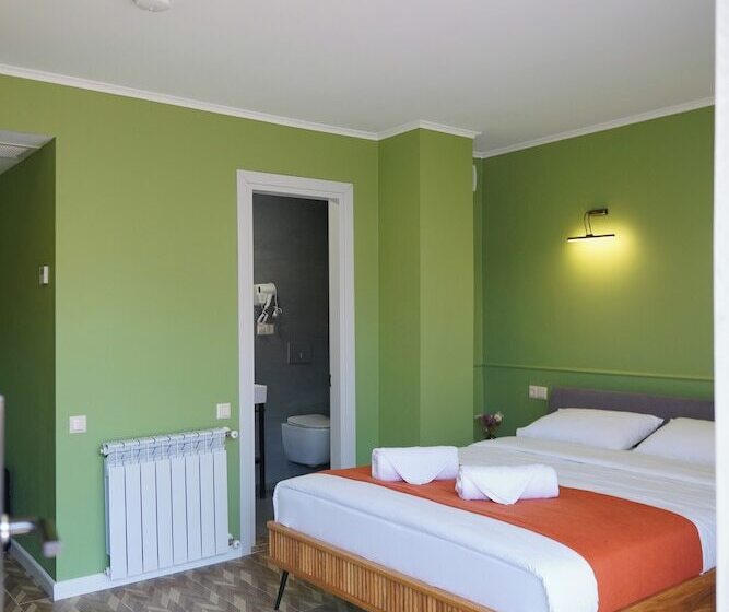 Station 22 Hotel სასტუმრო სადგური 22