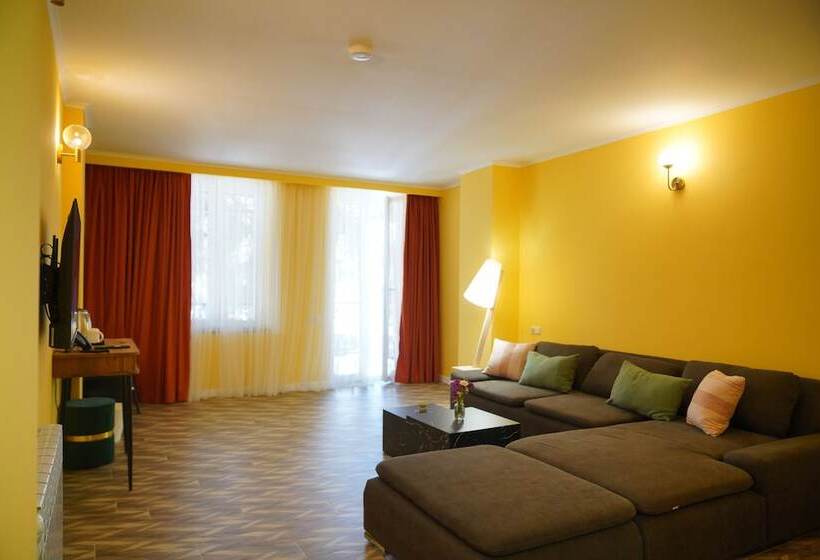 Station 22 Hotel სასტუმრო სადგური 22