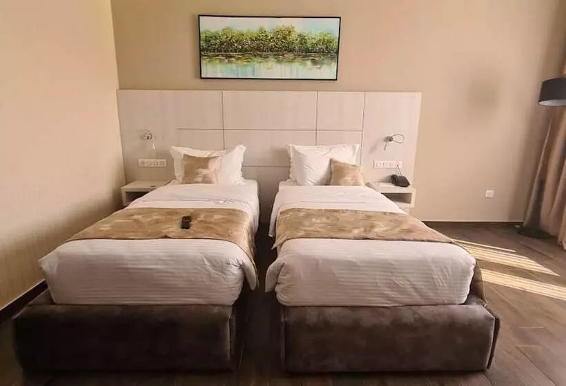 هتل Hôtel Ben Aouda & Spa