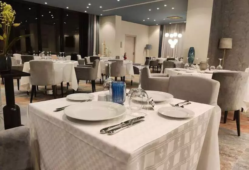 هتل Hôtel Ben Aouda & Spa